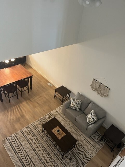 Photo - 3740 3740 W