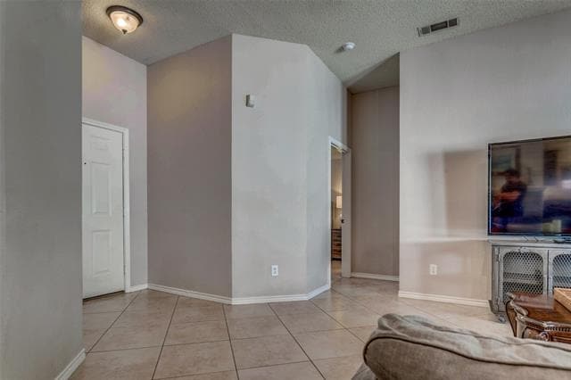 Photo - 11812 Canoe Rd