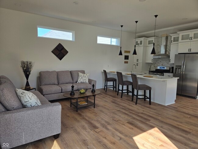 Photo - 1026 St Peter St