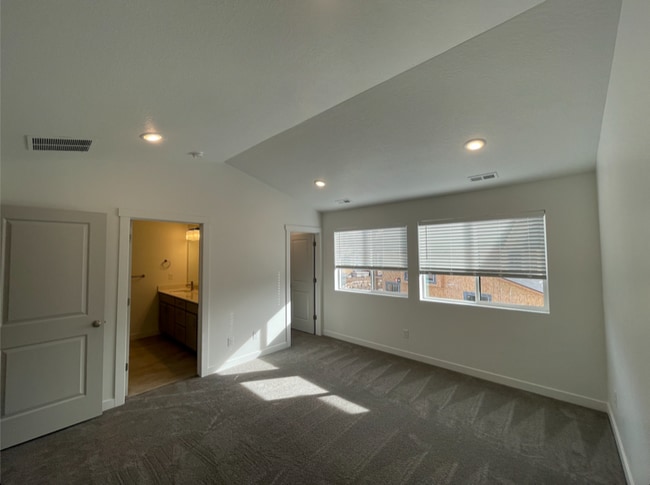 Photo - 169 Lamotte Peak Ln Townhome