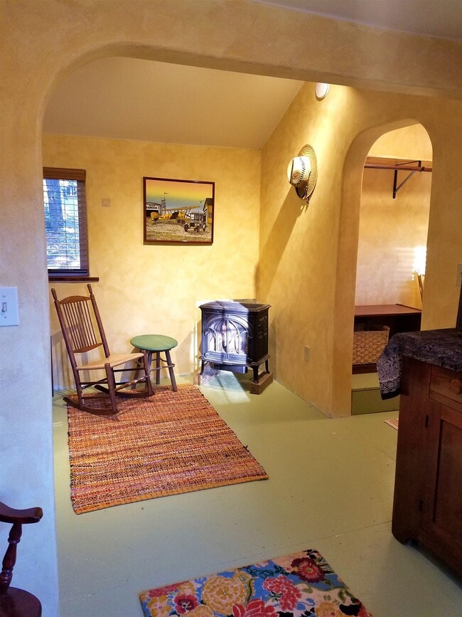 Photo - 52 Covered Bridge Ln