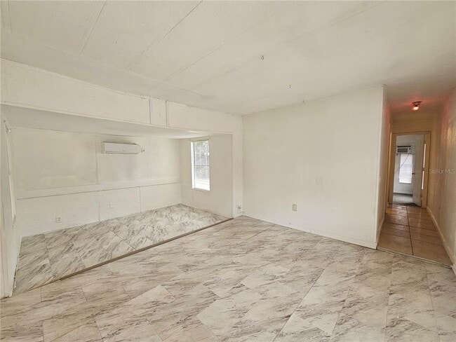 Photo - 2330 W Patterson St