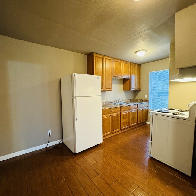 Photo - 2531 Maxey Ct Unidad 116