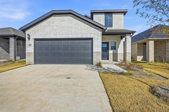 Building Photo - 602 Travine Dr