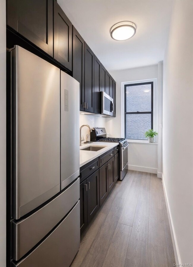 3000 Valentine Ave Unit 2E