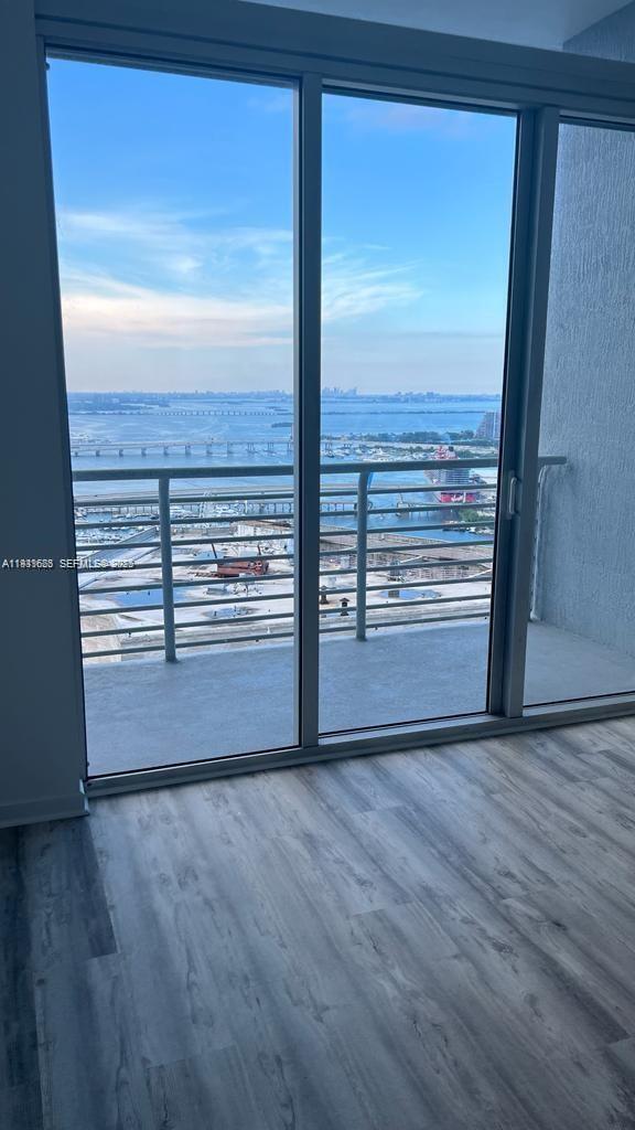 Photo - 335 S Biscayne Blvd Unidad UPH-00