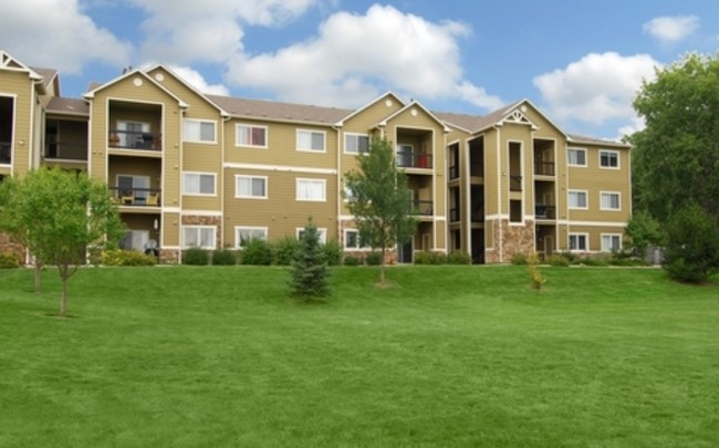 Reserve at Centerra Apartment Townhomes For Rent in Loveland, CO ...