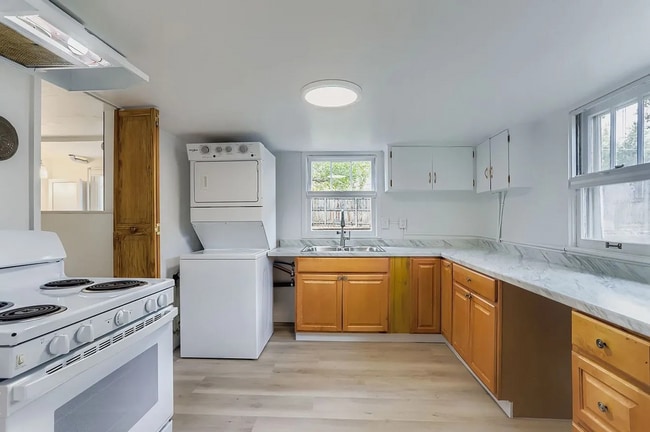 Photo - 3130 Folsom St Apartment Unit 3132