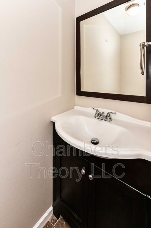 Photo - 1549 Twisted Oak Dr