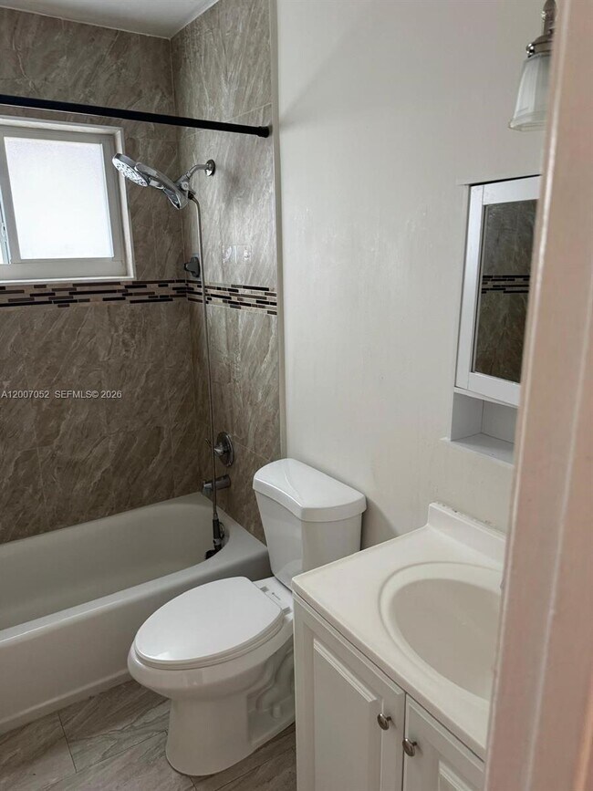 Photo - 20923 SW 117th Ave Unit 0