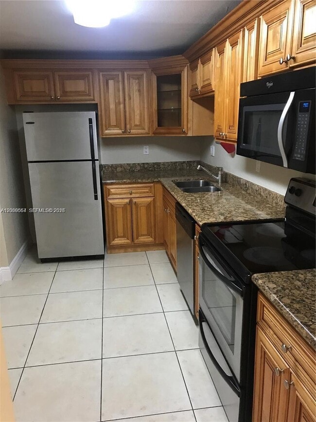 Building Photo - 1800 Sans Souci Blvd Unit 436