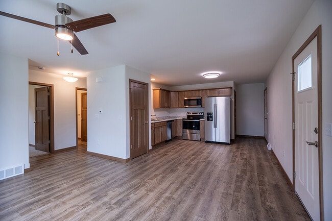 Photo - 925 Green Pastures Trl