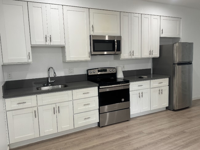 Photo - 532 Cesar E. Chavez Pkwy Unidad B