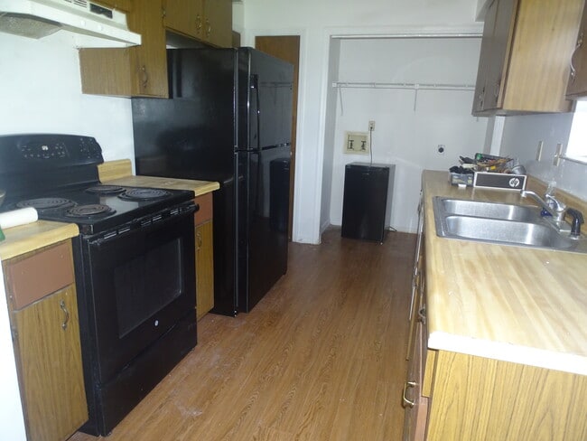 Building Photo - 123 SE Bracken Way Unit Apt 102