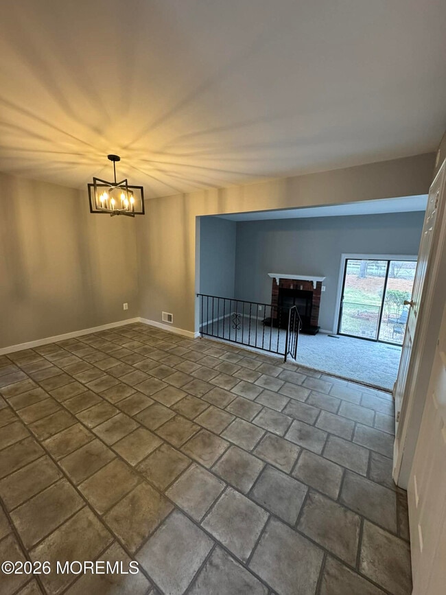 85 Shady Ln