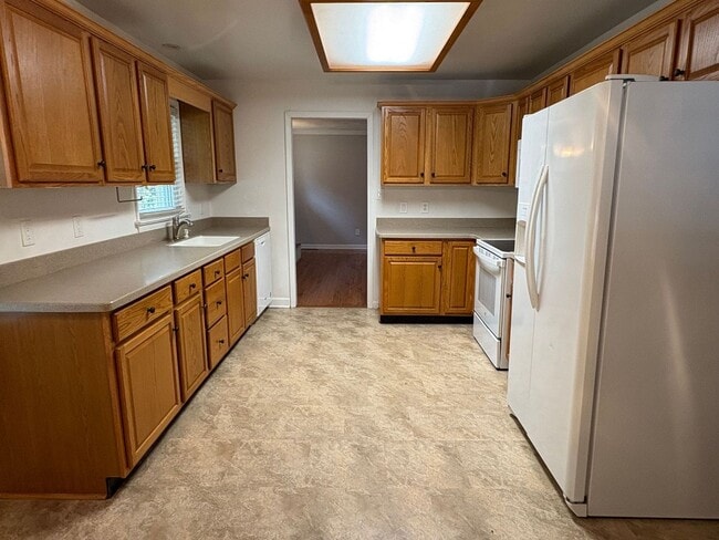 Photo - 1849 Oyster Bay Ln