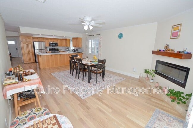 Photo - 279 Maple Rd