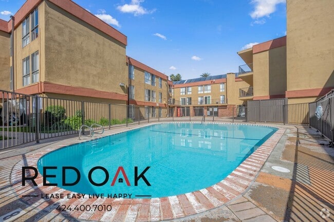 Building Photo - Kingswood Village Rental