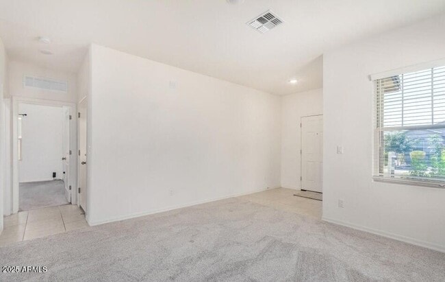 Photo - 19424 W Elm St