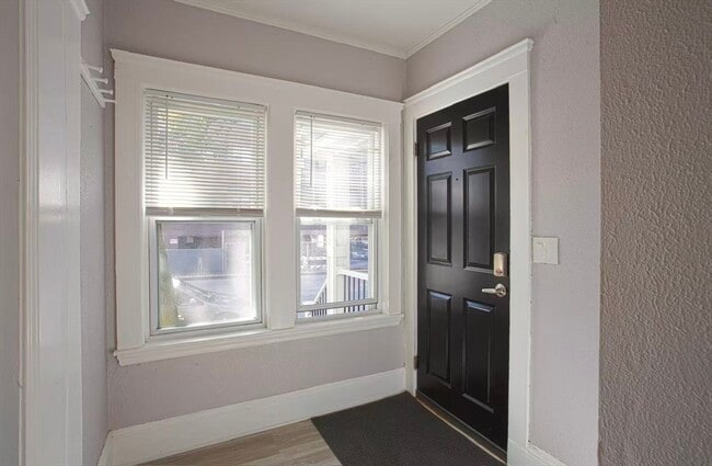 Photo - 287 Medford St Unit 1