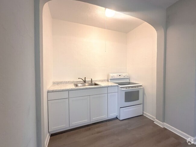Building Photo - 1 bedroom 1 bath Unit 601 N Main-4 Rental