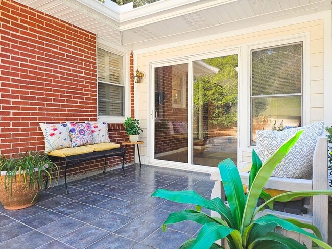 Photo - 1125 Willivee Dr