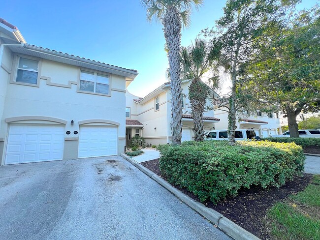 190 Riverview Bend S