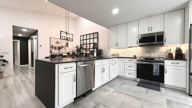 5016 Heatherhill Ln Unit 10