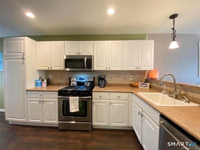 Photo - 1303 Bradford Dr Unit 1303