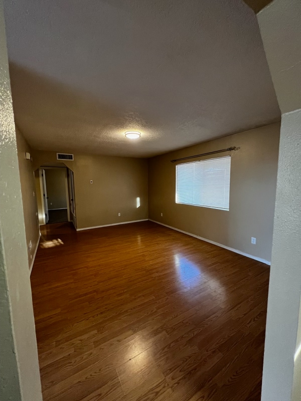 Photo - 337 Gorman Ave