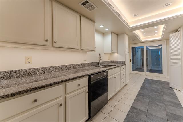 Photo - 922 Shady Creek Ln
