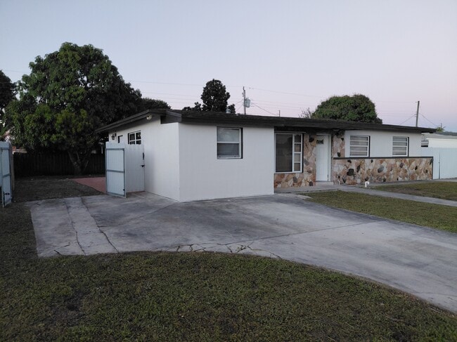 Photo - 5255 NW 181st Terrace