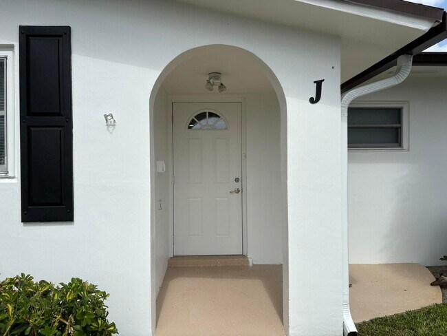 2930 Crosley Dr E Unit J