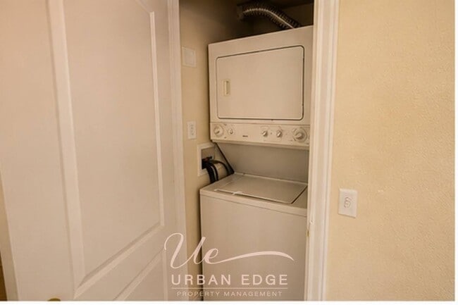 Photo - W. W Art Ct Unit 1173