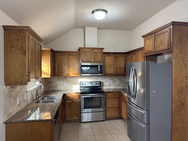 Photo - 2321 Golden Ln