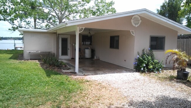 Photo - 7429 Lake Dr