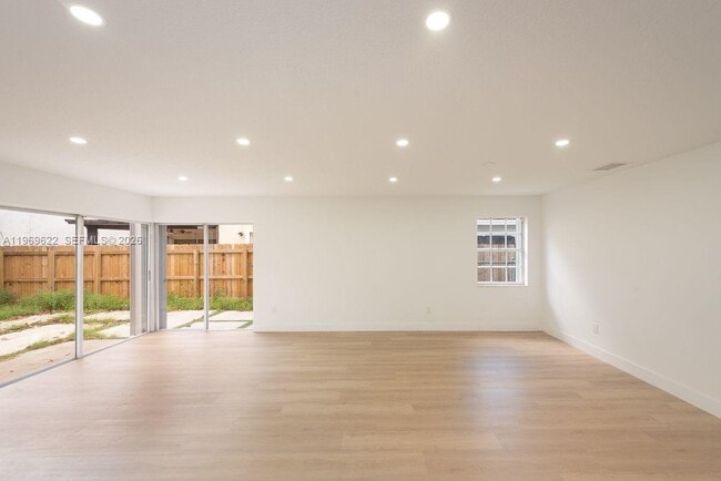 Photo - 13912 SW 103rd Ln