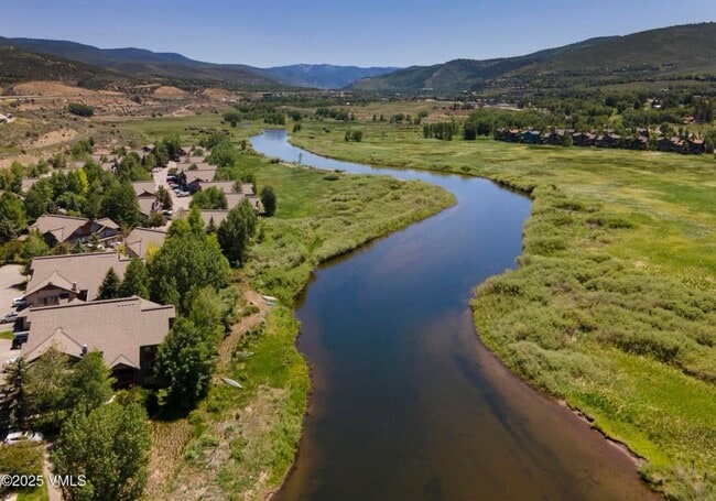 Building Photo - 205 Crazy Horse Point Rental