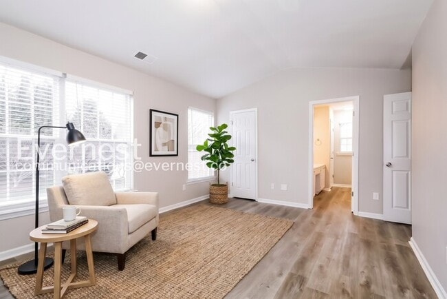 Photo - Limited Time Special Offer / 3 Bed, 2.5 Bath Townhome with Garage / Pet-Friendly / Vouchers Accep...