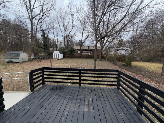 Photo - 2205 Branderwood Dr