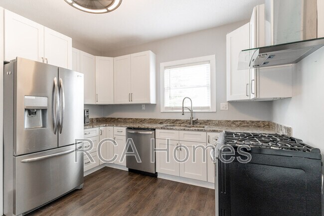 Photo - 1211 E Hanna Ave