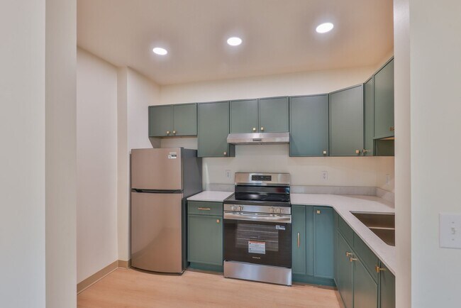 Photo - Modern Remodel with Designer Finishes | All Utilities Included Unit 18