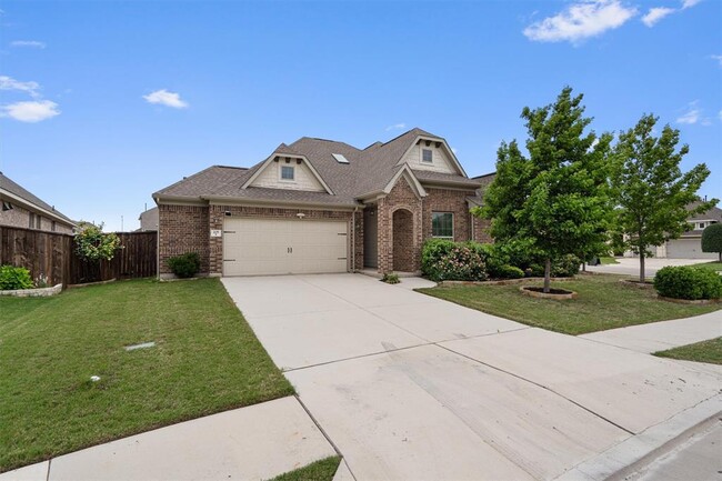 Photo - 205 Abruzzi St House