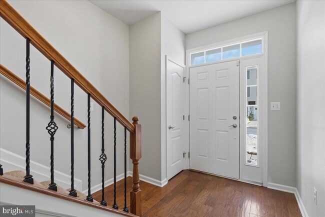 Photo - 9558 John Locke Wy