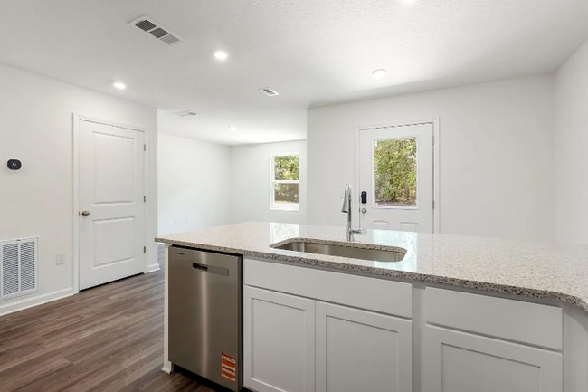 Photo - 115 Tiger Lily Ln