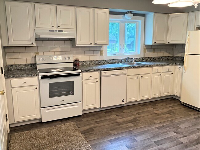 Photo - 254 Chestnut Hill Rd