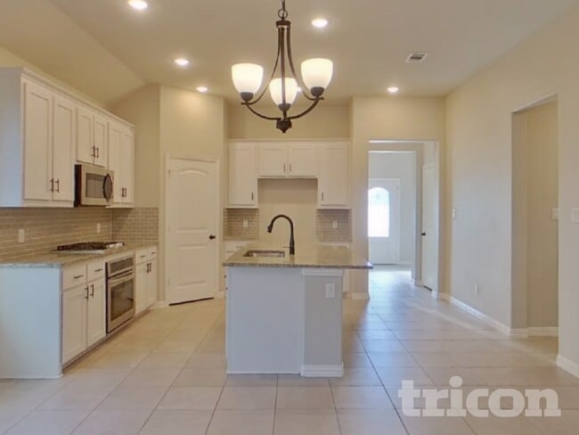 Photo - 1940 Gill Star Dr