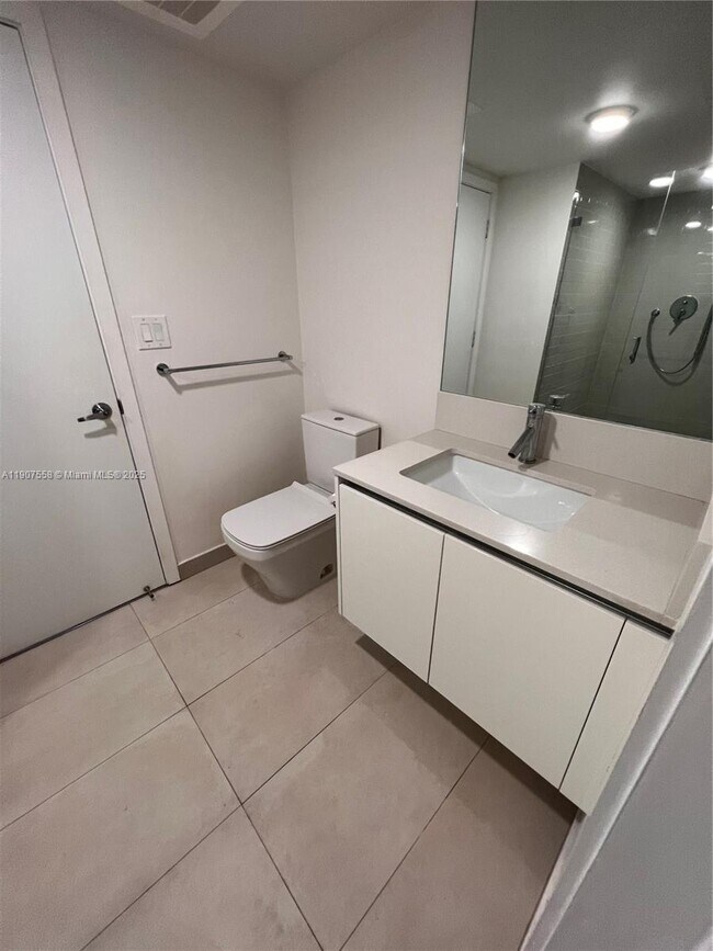 Photo - 1025-1092 92nd St Unidad 803