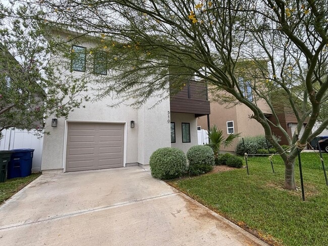 Building Photo - 510 Deer Path Lp