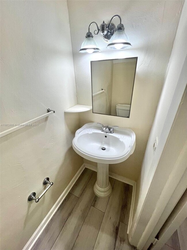 Photo - 7626 NE 6th Ct Unidad 7